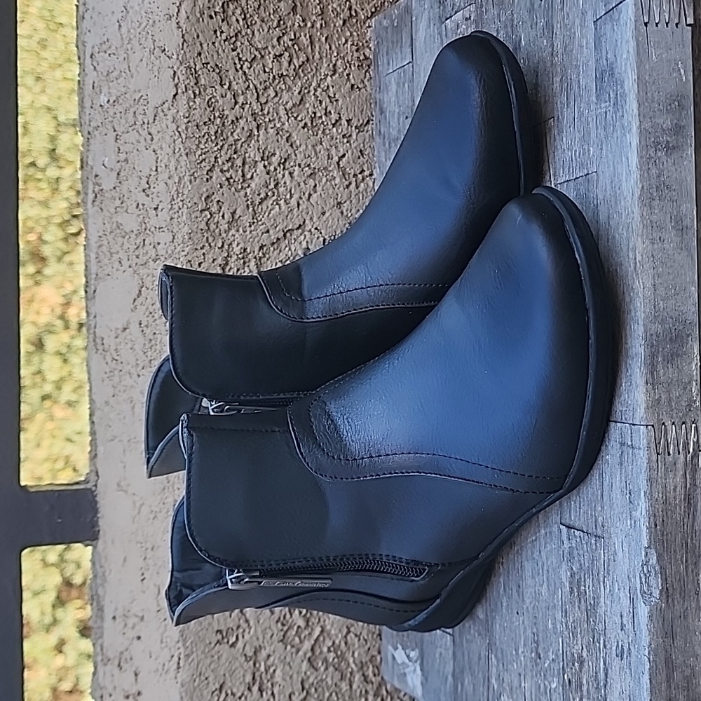 Sno Country Boots Black Size 6